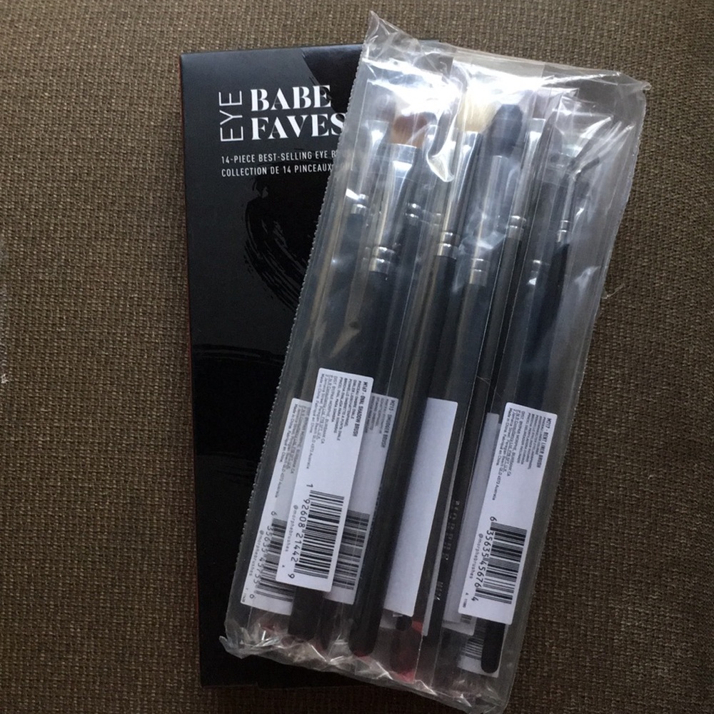 New Morphe Babe Fave Eye Brush Set - Picture 3 of 7